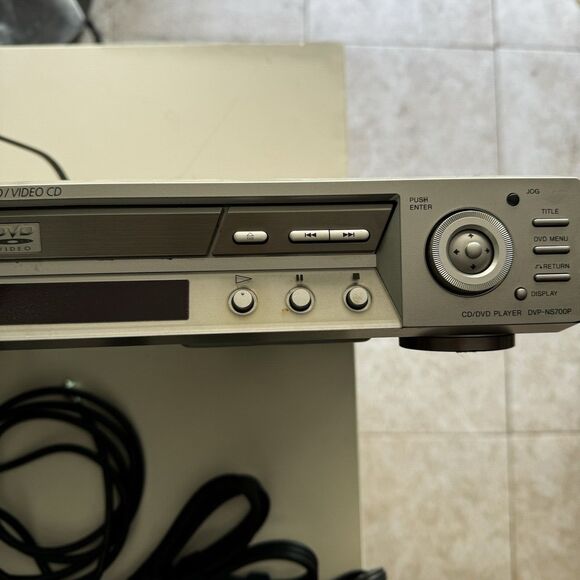 Sony Energy Star Progressive 12bit 54MHz Scan Player Dolby CD/DVD Player - Picture 3 of 9